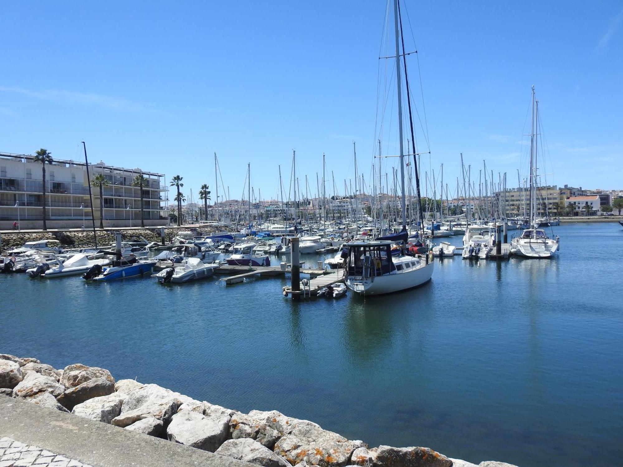 Kates Place By Marina Apartment *